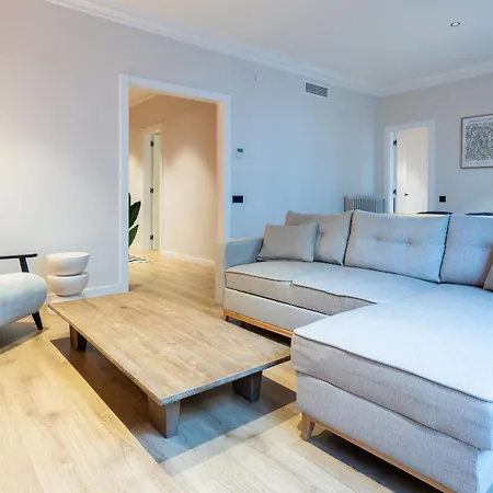 Stay U-Nique Apartments Balmes II Barcellona Esterno foto