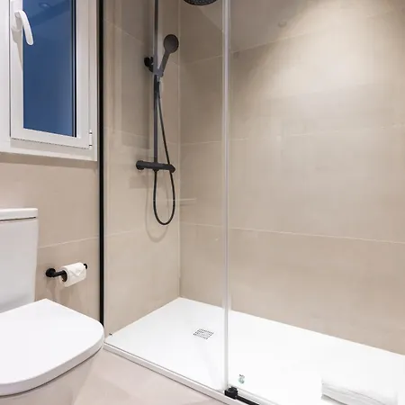 Stay U-Nique Apartments Balmes II Barcellona Esterno foto