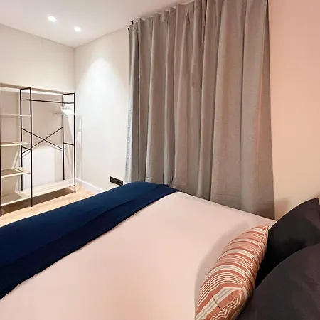 Stay U-Nique Apartments Balmes II Barcellona Esterno foto