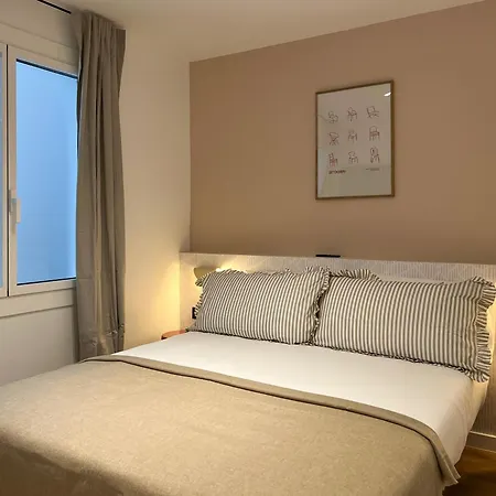 Stay U-Nique Apartments Balmes II Barcellona Esterno foto