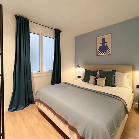 Stay U-Nique Apartments Balmes II Barcellona Esterno foto